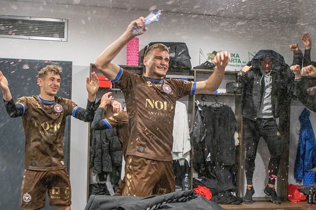 懈可击的战 懈可击的战