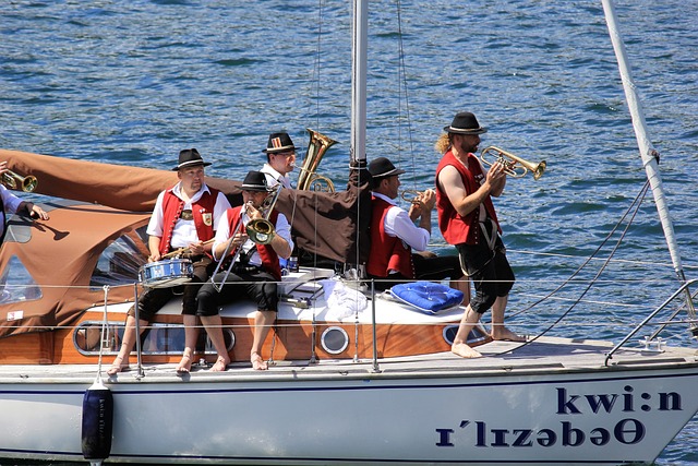 首回合劣势 首回合劣势